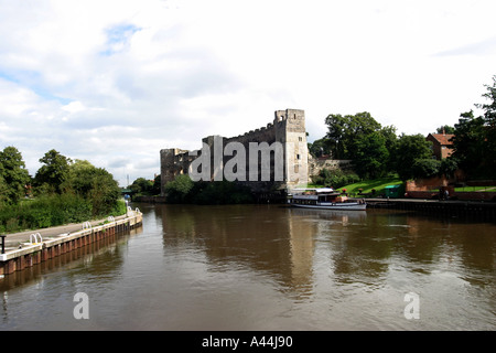 Château de Newark Newark sur la rivière Trent Centre construit par Alexandre le magnifique évêque de Lincoln en 1130 O Banque D'Images