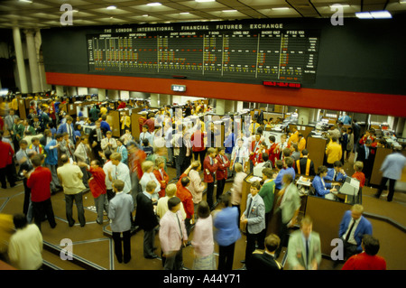 Liffe traders sur le plancher d'échange Londres 1990 Banque D'Images