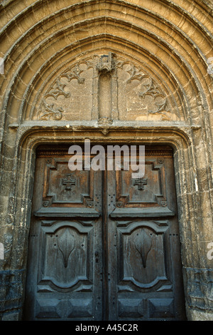 Saint Maximin la Sainte Baume France Basilique Ste Marie Madeleine Basilique de Marie Madeleine portail porte médiévale Banque D'Images