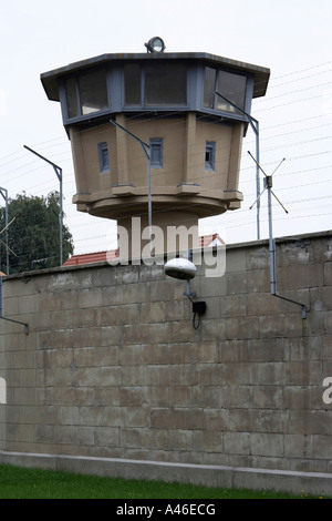 Un tour de garde dans la prison de Hohenschönhausen, Berlin, Allemagne Banque D'Images