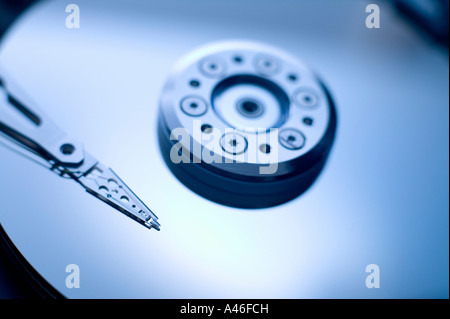 Intérieur d'un disque dur d'ordinateur Banque D'Images