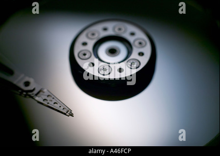 Intérieur d'un disque dur d'ordinateur Banque D'Images