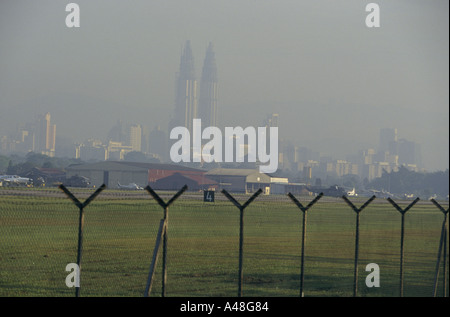 Tour 1242 Kuala Lumpur, en Malaisie, le bâtiment le plus haut du monde 1996 Banque D'Images
