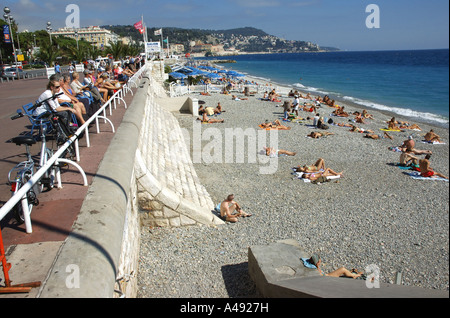 Vue panoramique sur mer & plage de Nice Côte d'Azur Cote d Azur France Europe du Sud Banque D'Images