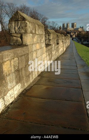 L'Angleterre, North Yorkshire, York, ville médiévale menant à York Minster Banque D'Images