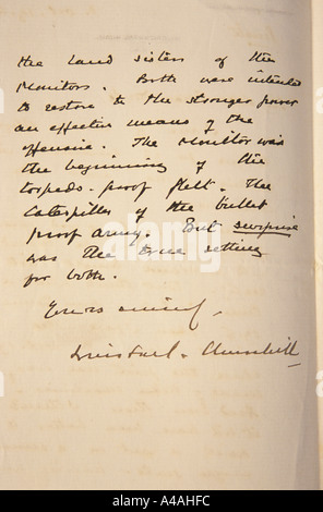 Les éléments de l'archive de Sir Arthur Conan Doyle - auteur une lettre de Winston Churchill - page 2 Banque D'Images