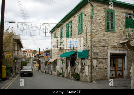 Vues de Pano Lefkara un village dans les montagnes Troodos Chypre Banque D'Images