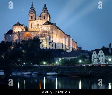 Un monastère Melk Basse-autriche Danube ci-dessus Banque D'Images