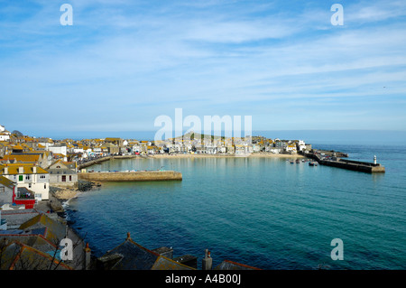 St Ives harbour vers St Ives Cornwall en tête Banque D'Images