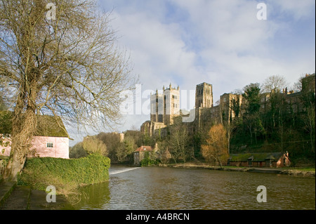 Cathédrale de Durham sur l'usure de la rivière Banque D'Images