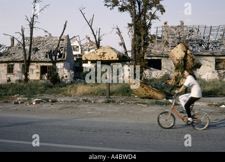 Vukovar, Croatie, sous contrôle serbe, Feb 1992 : La ville détruite par les nombreuses agressions serbes en 1991 à la capturer. Banque D'Images