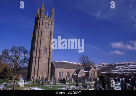 Widecombe dans la lande au coeur du sud-ouest du Parc National de Dartmoor, dans le Devon. L'Angleterre. XPL 4718-442 Banque D'Images