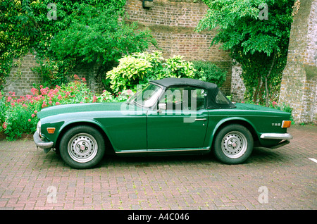 Triumph TR6 dans British Racing Green Banque D'Images