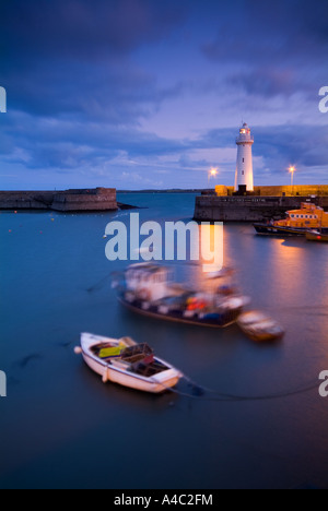 Donaghadee Port et Phare, comté de Down, Irlande du Nord Banque D'Images