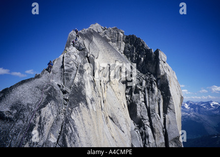 Alpinistes sur le parc provincial de Bugaboo Spire Pigeon BC Canada Banque D'Images