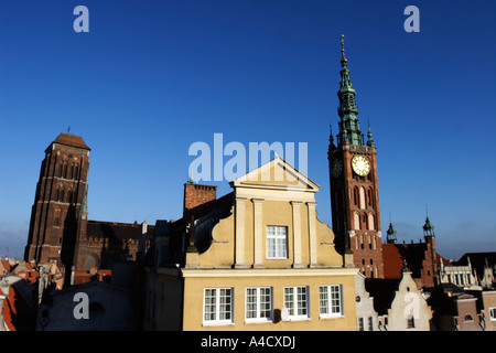 La Pologne, Gdansk, 29.12.2006. Blick über die Daecher der Stadt mit Rathausturm Vue sur les toits de la Vieille Ville Banque D'Images