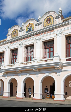 Teatro Tomas Terry, Tomas Terry Théâtre, Parque Jose Marti, Plaza de Armas, Cienfuegos, Cuba Banque D'Images