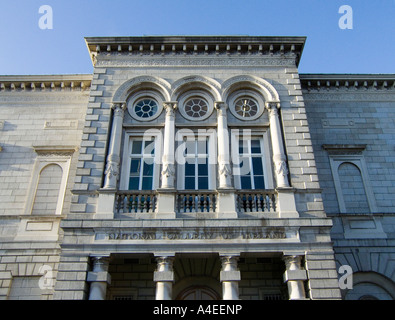 La façade de la galerie nationale d'Irlande, dans Merrion Square, Dublin Banque D'Images