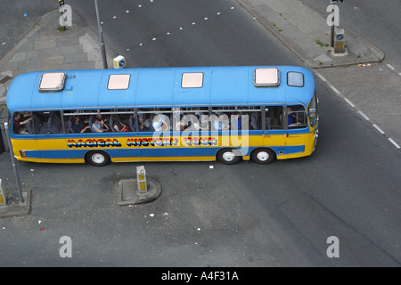 Magical Mystery Tour bus Banque D'Images