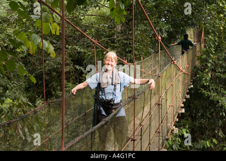 Malaisie Bornéo Sabah Danum Valley Rainforest Lodge tourisme Canopy Walkway Banque D'Images