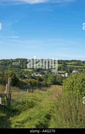 À la recherche sur le village de chacewater à Cornwall, Angleterre Banque D'Images