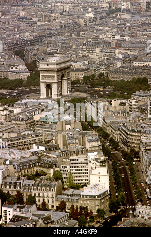 France Paris vue aérienne de l'Arc de Triomphe de la tour Eiffel Banque D'Images