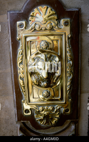France Paris lions head heurtoir Banque D'Images
