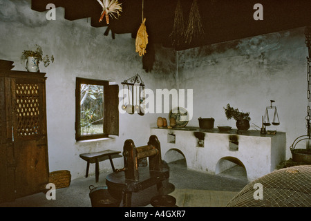 Intérieur d'une maison coloniale reconstruit à St Augustine en Floride USA Banque D'Images