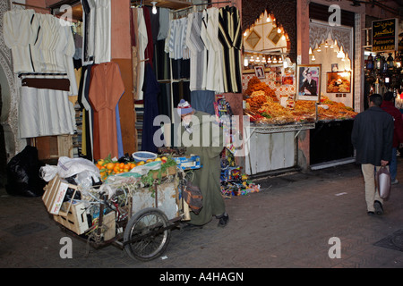 Marrakech Maroc souk Barrow, Marrakech, Maroc, Banque D'Images