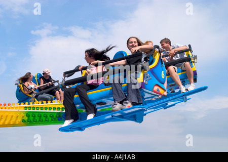 Fête foraine ride. La Jetée est, Brighton, Angleterre Banque D'Images