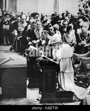 Le roi George V et la Reine Marie dans la Cathédrale St Paul, service de l'action de jubilé d'argent, 1935. Artiste : Inconnu Banque D'Images