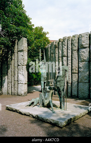 Thomas Delaneys Sculpture - Famine- commémorant la Grande Famine d'Irlande des années 1850 à St Stephens Green Dublin Ireland Banque D'Images