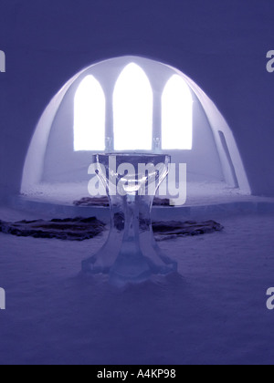 Scandinavie suède intérieur de chapelle dans le célèbre hôtel de glace en kiruna Banque D'Images