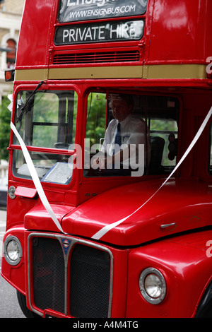 Location de Bus Londres rouge Banque D'Images