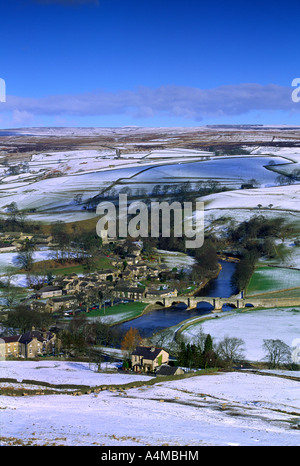 Burnsall, Wharfedale, Yorkshire du Nord, en hiver Banque D'Images