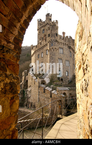 Extérieur de Burg château Sooneck le long du Rhin en Allemagne Hesse la province. Banque D'Images