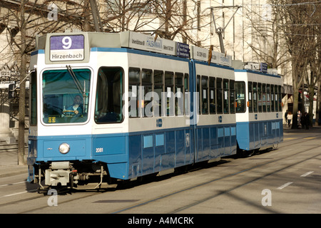 Le Tram à Zürich en Suisse. Banque D'Images