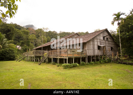 Malaisie Bornéo Sarawak Cultural Village Iban longhouse Banque D'Images