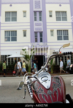 Harley Davidson sur Collins Ave South Beach Miami Florida USA Banque D'Images