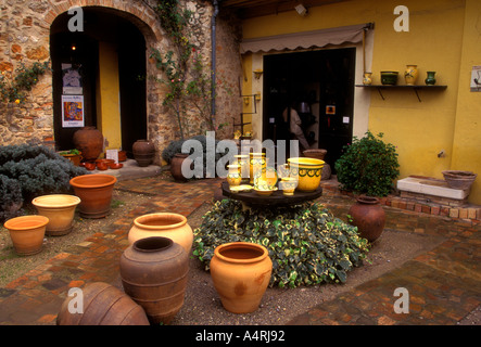 Vente de poterie, poterie boutique, ville de Vallauris, Vallauris, France, Europe Banque D'Images