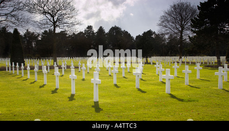 Tombes de guerre au cimetière militaire américain Coleville sur Mer Normandie France Banque D'Images