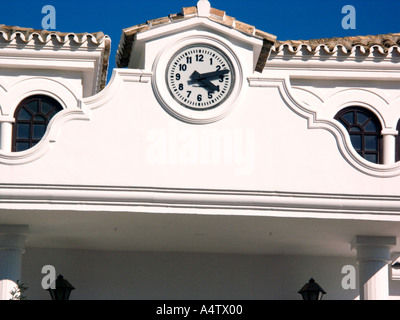 Détail de l'horloge de ville, Mijas Pueblo, Andalousie, Costa del Sol, Espagne Banque D'Images