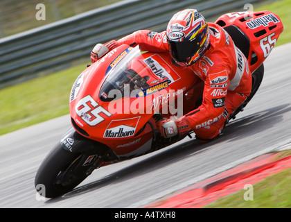 Course MotoGP rider Loris Capirossi au Circuit International de Sepang, Malaisie Banque D'Images