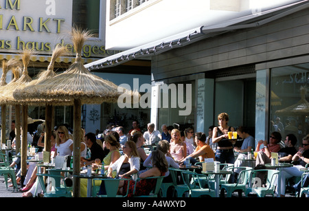 Café Restaurant Scholz sur la marché Baden Wuerttemberg Stuttgart Allemagne Banque D'Images