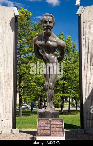 Louis Riel Monument, Collège universitaire de Saint-Boniface, Saint-Boniface, Winnipeg, Manitoba, Canada Banque D'Images