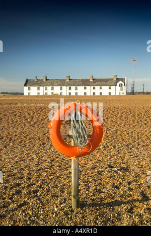 Cottages de la Garde côtière à Shingle Street dans le Suffolk en Angleterre UK Banque D'Images