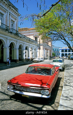 Voiture à Matanzas Cuba street Banque D'Images