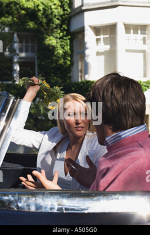 Couple arguing in car Banque D'Images