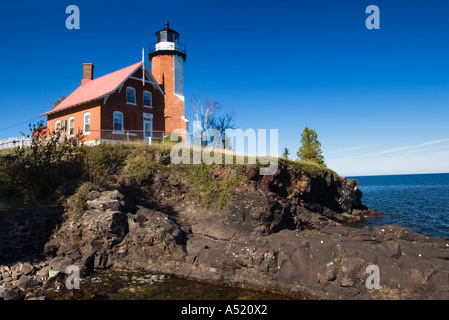 Eagle Harbor Lighthouse sur le lac Supérieur de la péninsule de Keweenaw Eagle Harbor Michigan Banque D'Images