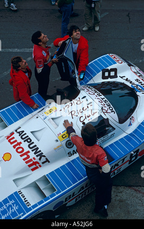 Porsche 962C. Team Joest Racing. Henri Pescarolo pilotes Jean-Louis Ricci & Claude Ballot-Lena. La course des 24 Heures du Mans 1989 Banque D'Images